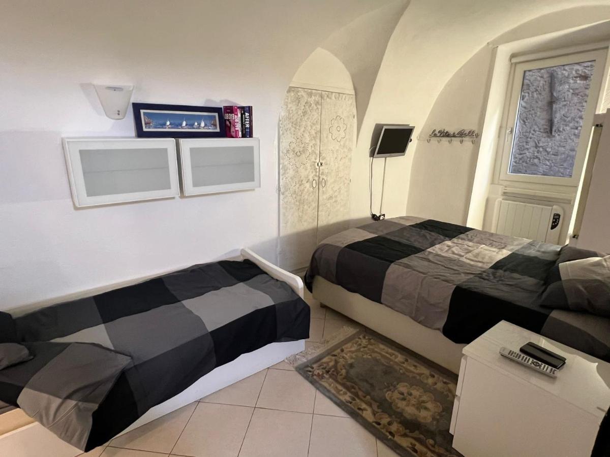Ca' Du Mangiabaggi Villa Vallecrosia Exteriör bild